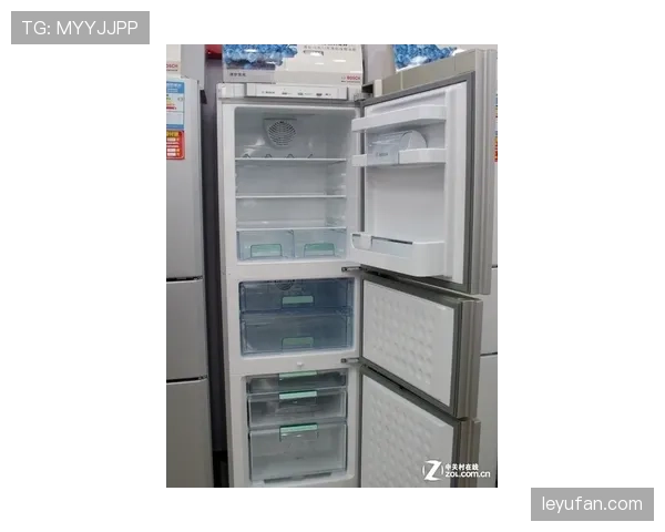 仲满家的冰箱里塞满了能量胶，连饮料都按训练时段分好标签